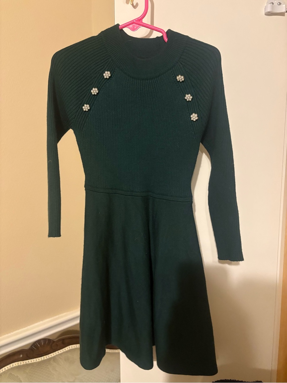Girls Emerald Green Ribbed Knit Fit-and-Flare Dress with Pearl Accents